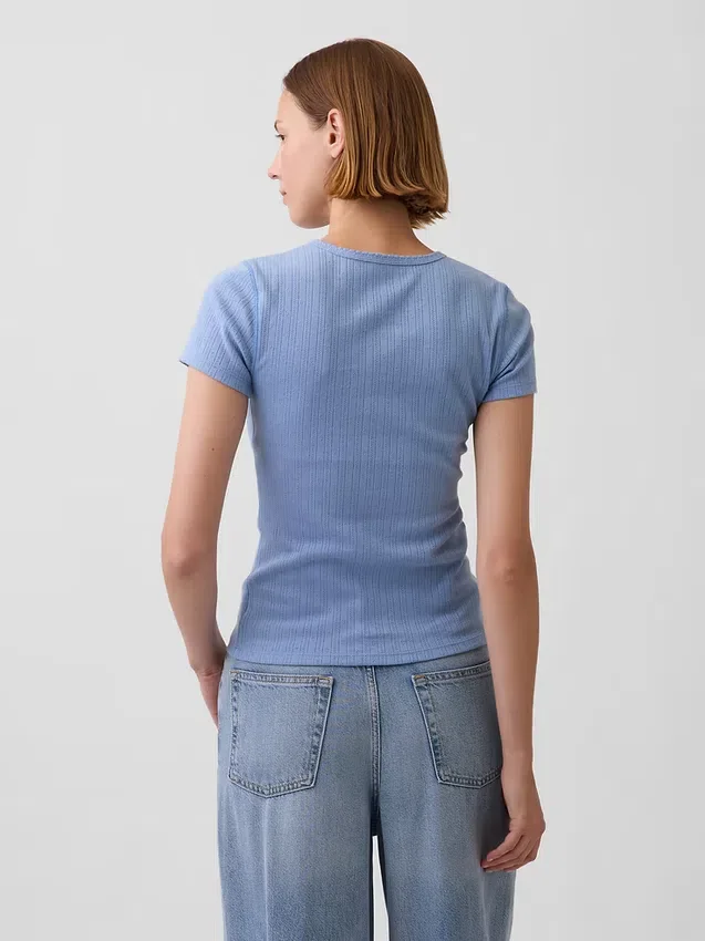 Camiseta de cuello redondo con punto pointelle