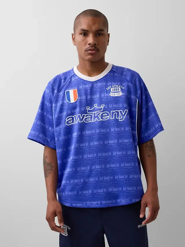 Camiseta de jersey con logotipo oversize de GAP × Awake Ny
