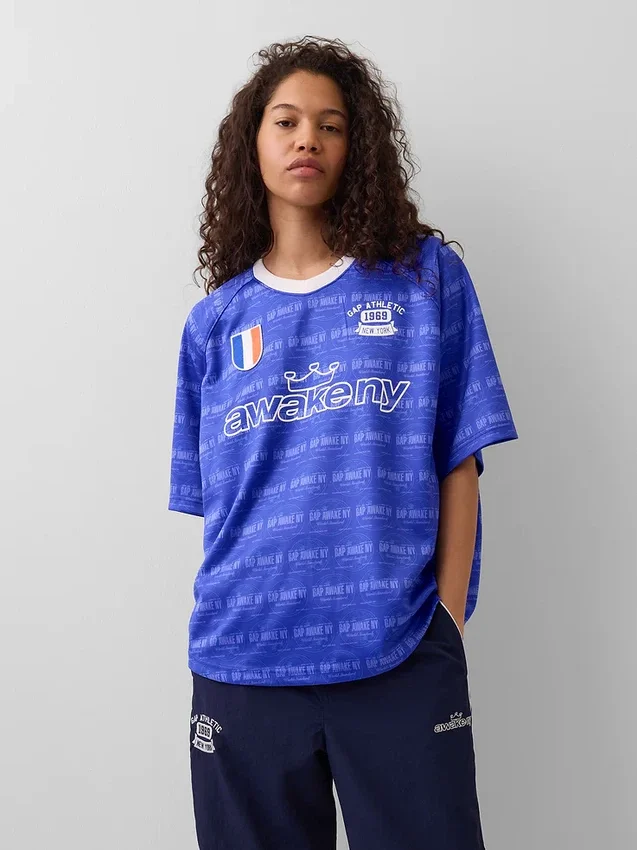 Camiseta de jersey con logotipo oversize de GAP × Awake Ny
