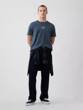 Camiseta de peso grueso con logo y corte holgado