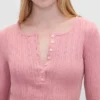 Camiseta de pijama Henley de punto calado de GAP × Summer Fridays