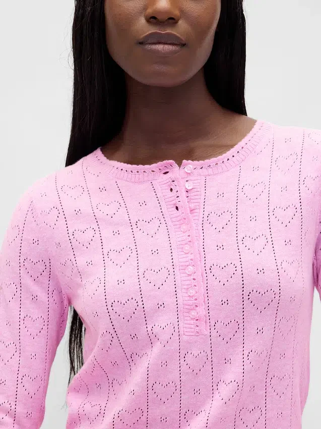 Camiseta de pijama ligera de CashSoft con diseño de corazones en punto calado