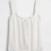 Camiseta de tirantes de pijama bordada