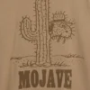 Camiseta gráfica holgada con Snoopy en el desierto de Mojave