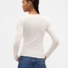 Camiseta Henley de canalé transparente
