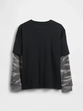 Camiseta infantil 2 en 1 con logotipo estampado
