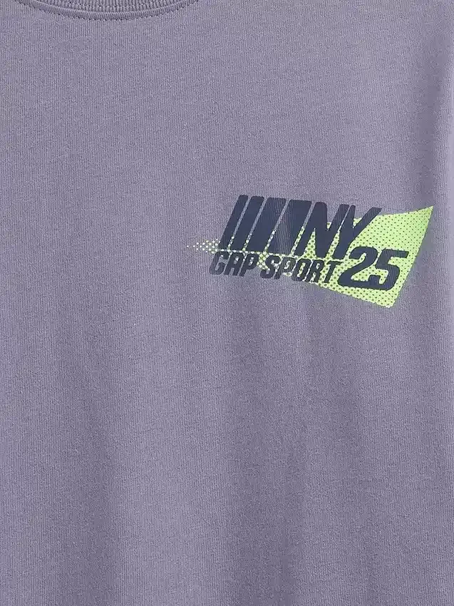 Camiseta infantil 2 en 1 con logotipo estampado