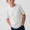 Camiseta infantil con bolsillo