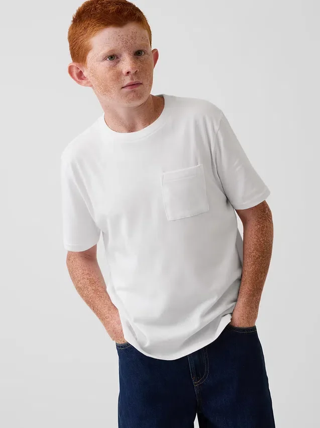 Camiseta infantil con bolsillo