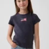 Camiseta infantil de canalé con bordados