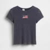Camiseta infantil de canalé con bordados