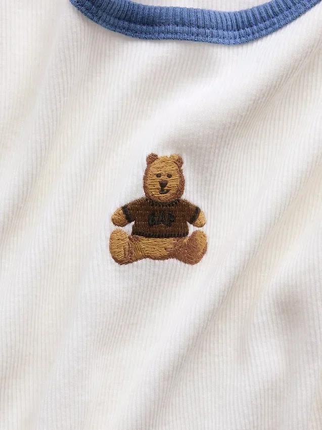 Camiseta infantil de canalé con bordados