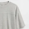 Camiseta infantil de punto grueso con costuras