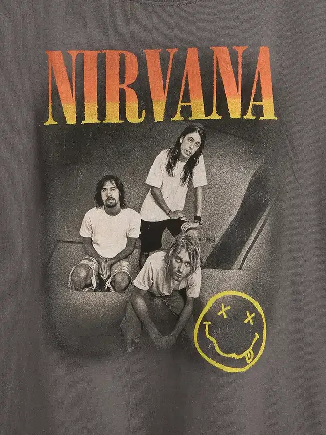 Camiseta infantil holgada con estampado