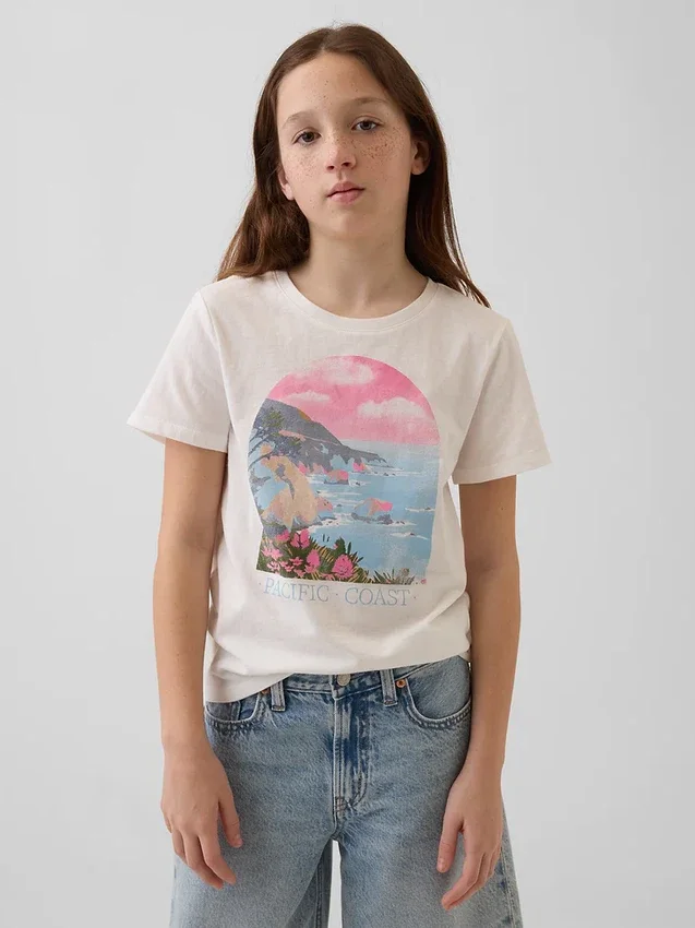 Camiseta infantil holgada con estampado gráfico