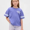 Camiseta infantil oversize con estampado