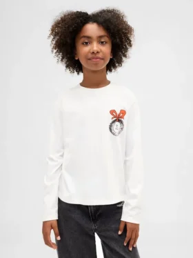 Camiseta infantil oversize con estampado