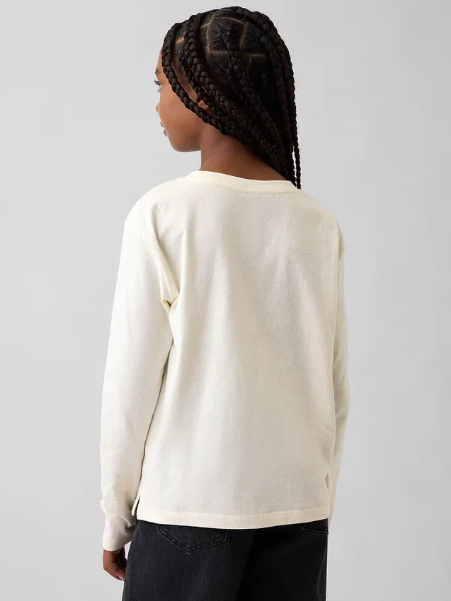 Camiseta infantil oversize con estampado
