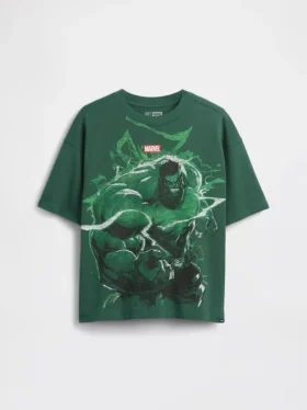 Camiseta infantil oversize con estampado de Marvel