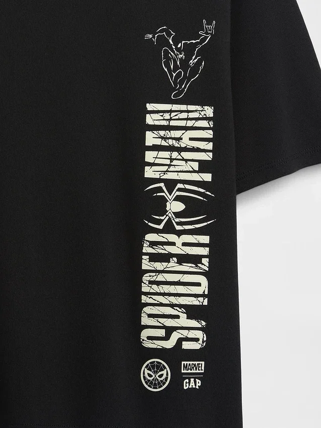 Camiseta infantil oversize con estampado de Marvel