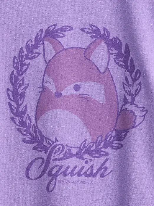 Camiseta infantil oversize con estampado de Squishmallow