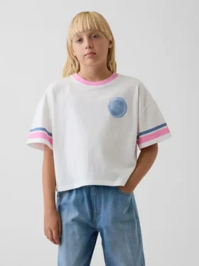 Camiseta infantil oversize de corte cuadrado con estampado gráfico