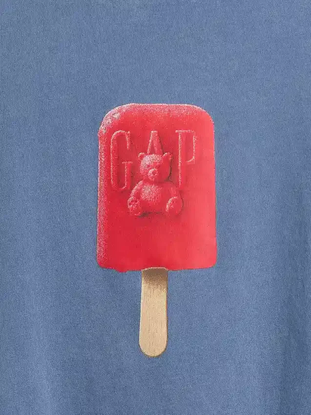 Camiseta infantil oversize de corte cuadrado con estampado gráfico