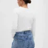 Camiseta moderna de cuello redondo