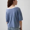 Camiseta oversize de cuello ancho para niño