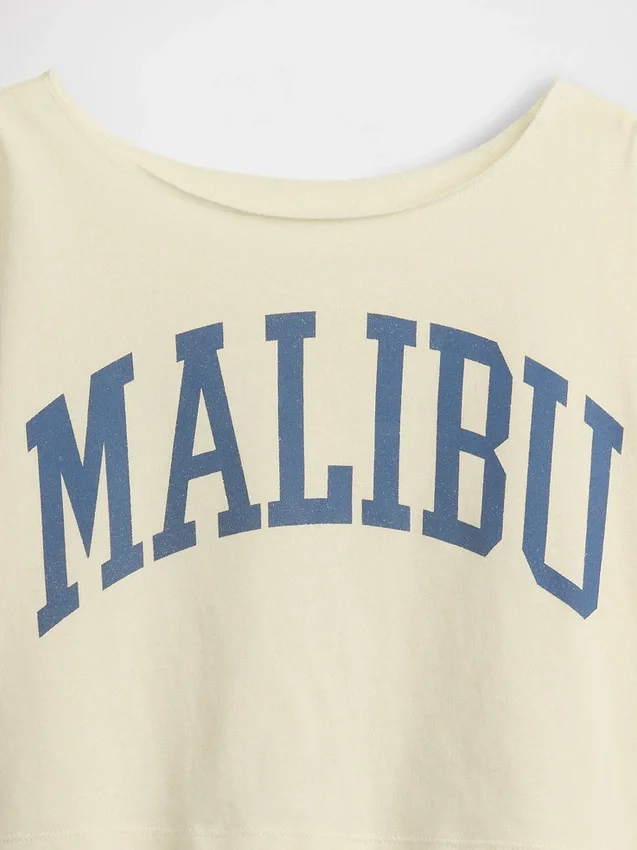 Camiseta oversize de cuello ancho para niño
