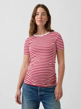 Camiseta premamá moderna de cuello redondo