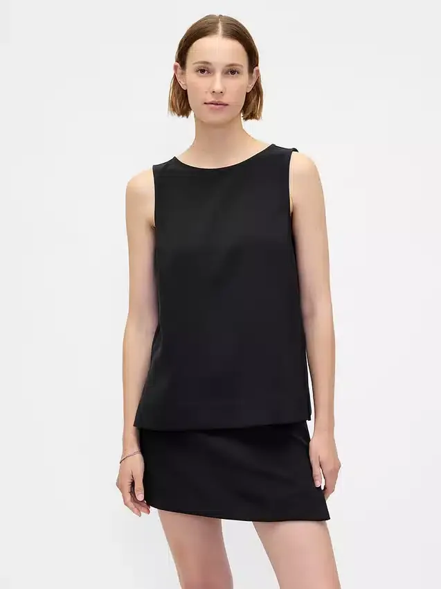 Camiseta sin mangas con cuello barco