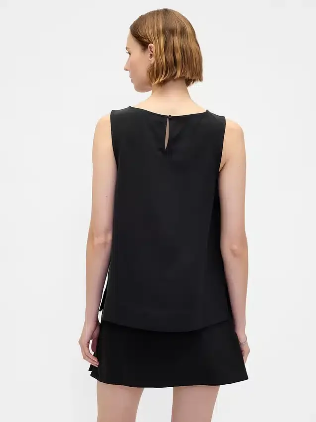 Camiseta sin mangas con cuello barco