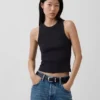 Camiseta sin mangas con cuello halter de punto elástico grueso