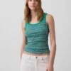 Camiseta sin mangas con cuello redondeado acanalado