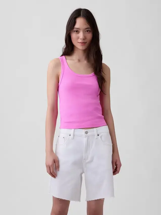 Camiseta sin mangas con cuello redondeado acanalado