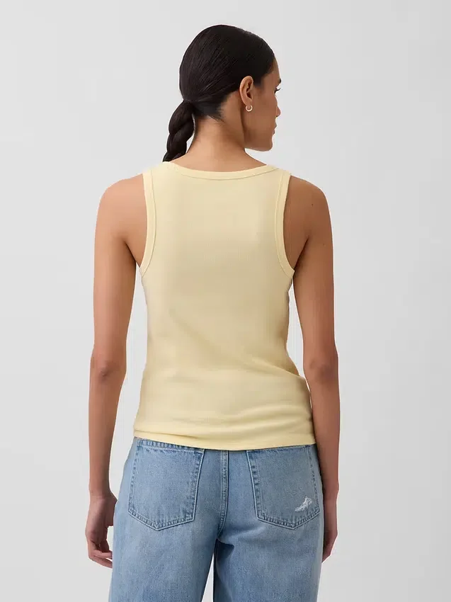 Camiseta sin mangas con cuello redondeado acanalado