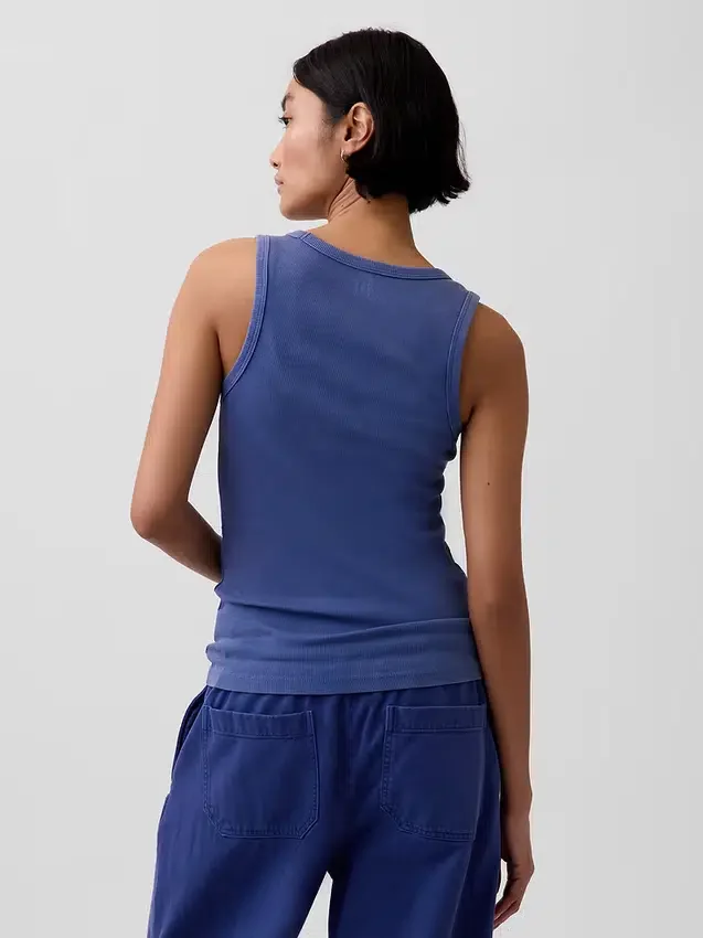 Camiseta sin mangas con cuello redondeado acanalado