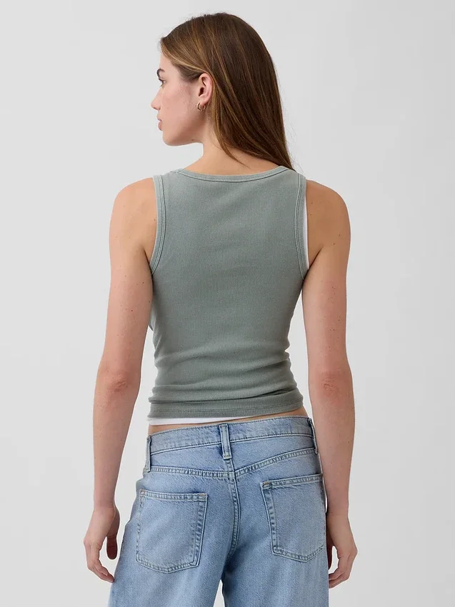 Camiseta sin mangas con cuello redondeado acanalado