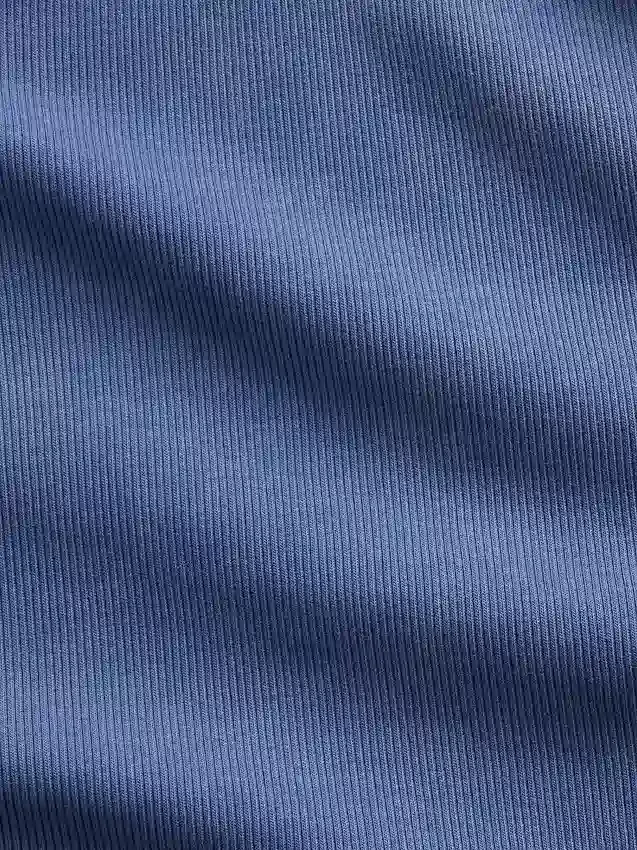 Camiseta sin mangas con cuello redondeado acanalado