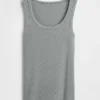 Camiseta sin mangas con cuello redondeado acanalado