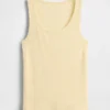 Camiseta sin mangas con cuello redondeado acanalado