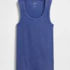 Camiseta sin mangas con cuello redondeado acanalado