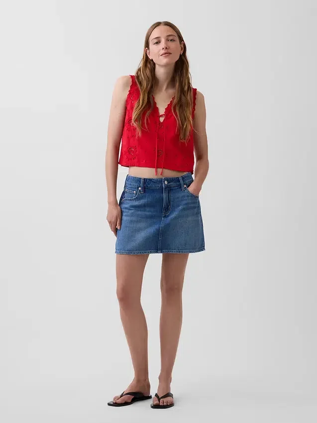 Camiseta sin mangas corta con bordados de mezcla de lino