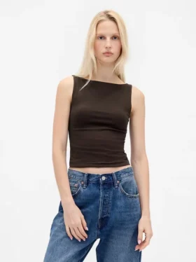 Camiseta sin mangas corta de punto tupido con cuello barco