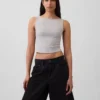 Camiseta sin mangas corta de punto tupido con cuello barco
