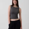 Camiseta sin mangas corta de punto tupido con cuello barco