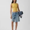Camiseta sin mangas corta de punto tupido con cuello barco