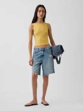 Camiseta sin mangas corta de punto tupido con cuello barco