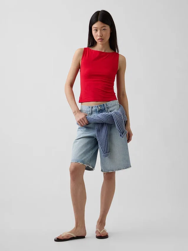 Camiseta sin mangas corta de punto tupido con cuello barco